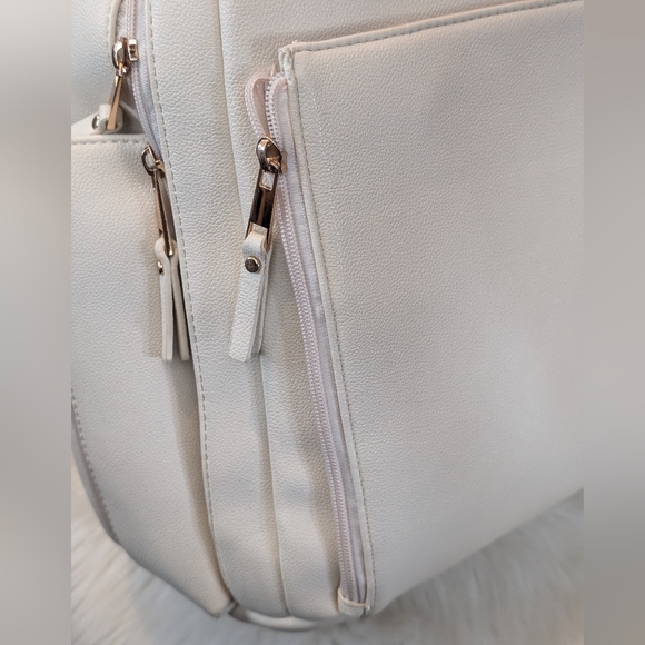 Ayla & Co Full-Size Diaper Bag Backpack White Ivory - Picture 10 of 15